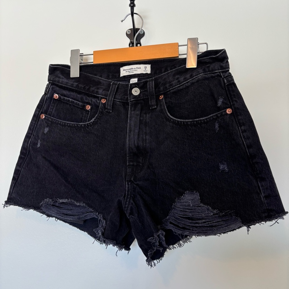 Abercrombie & Fitch Curve Love Black Distressed Boyfriend Shorts Size 28